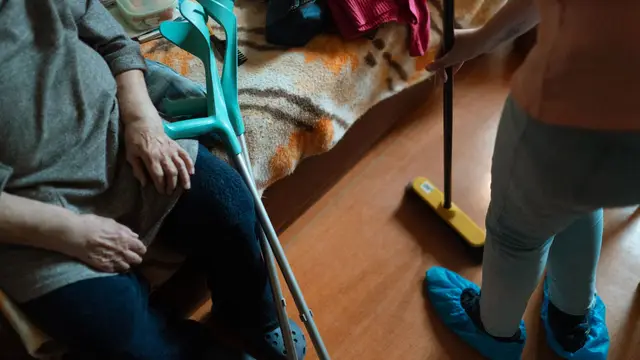 Como ser cuidador de idosos: por onde começar e quanto cobrar
