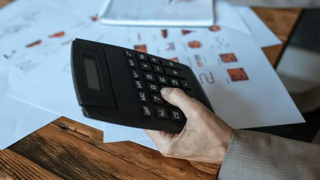 Controle de gastos para MEI e autônomo: o método simples que me salvou